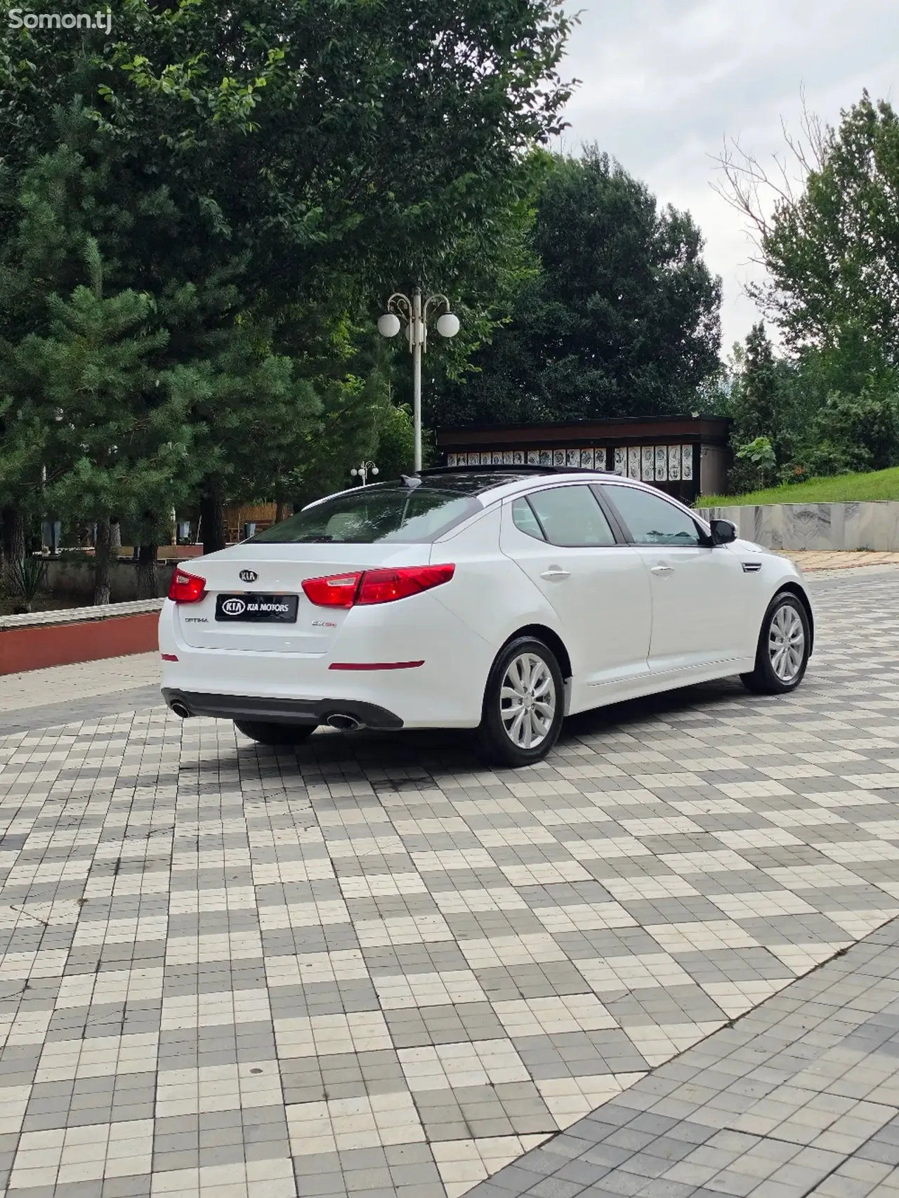 Kia Optima 2015 · 2.4 AT