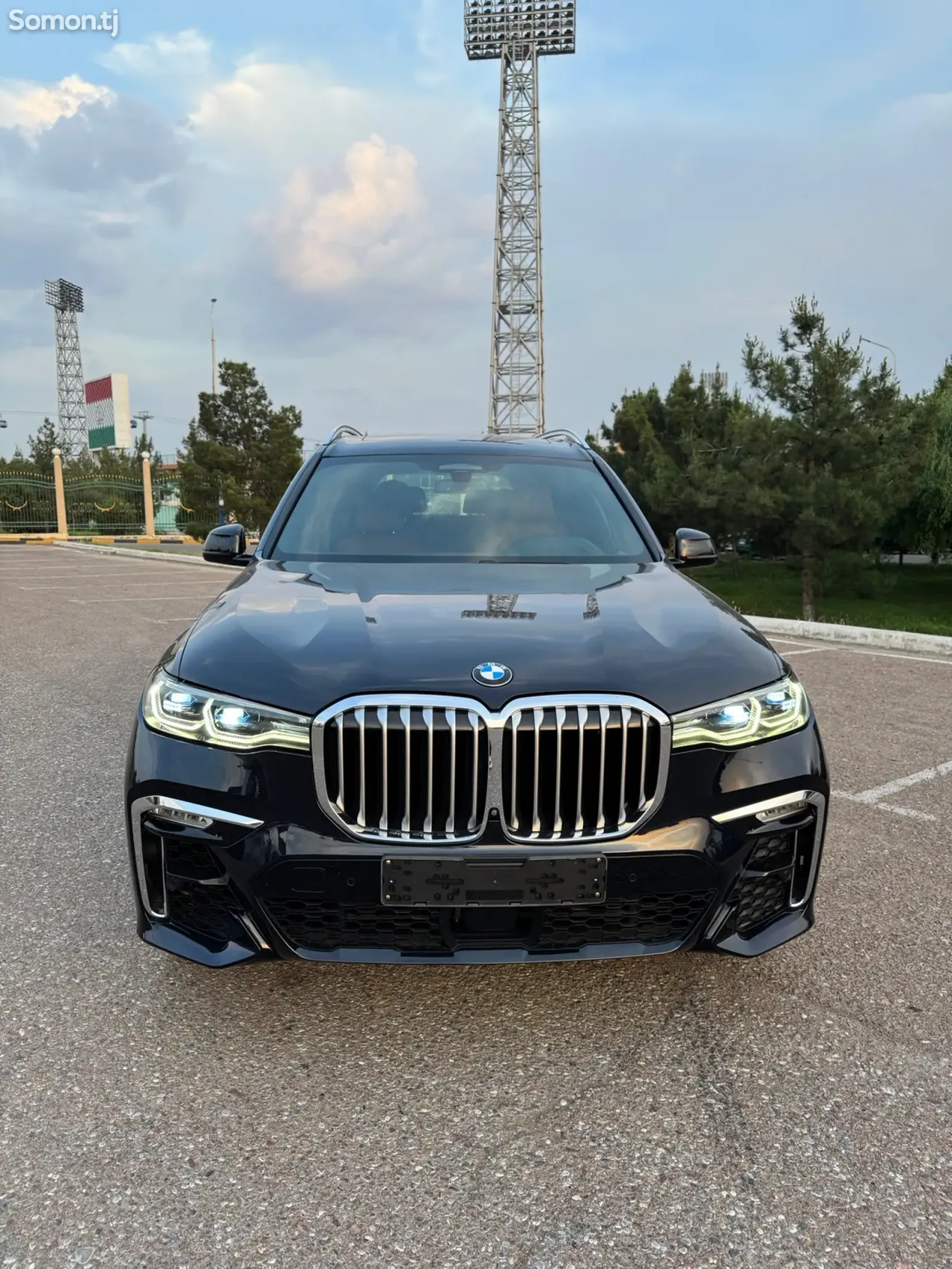 BMW X7 2021 · 4.0 AT
