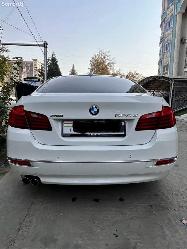 BMW 5 series 2014 · 2.0 AT