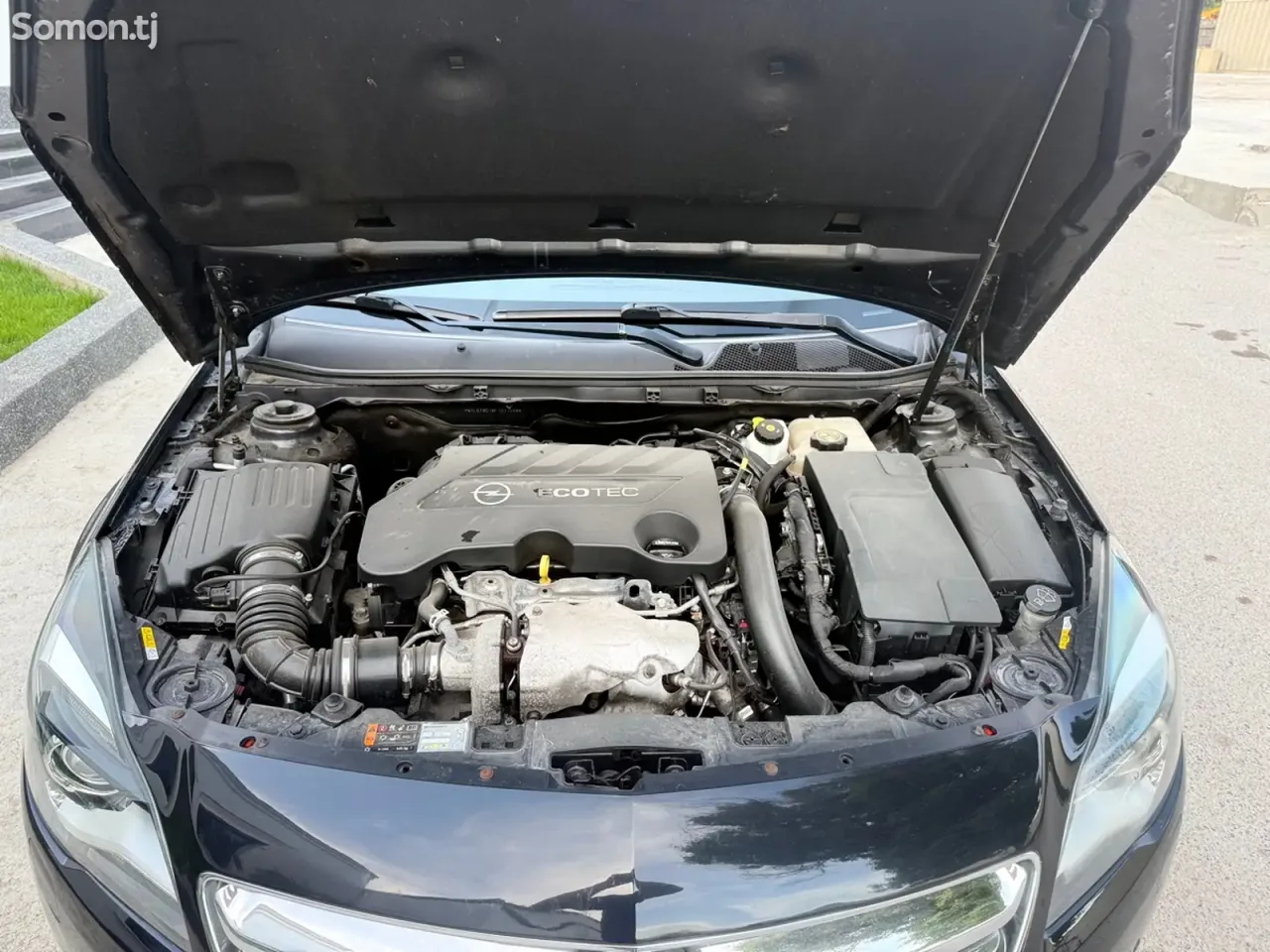 Opel Insignia 2015 · 2.2 MT