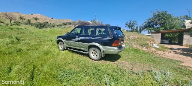 Ssang Yong Musso 1998 · 2.5 AT