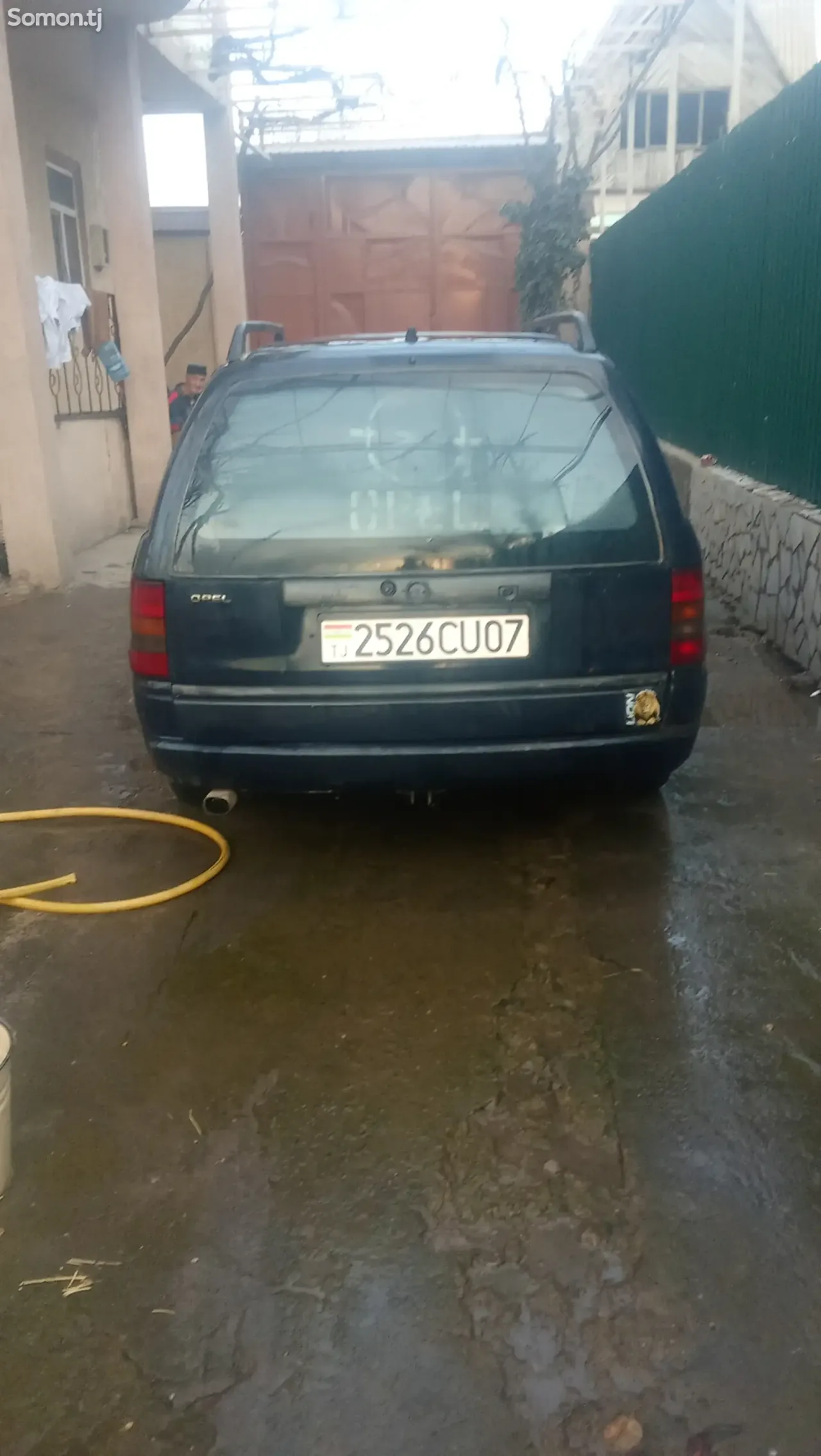 Opel Astra F 1993 · 1.6 MT
