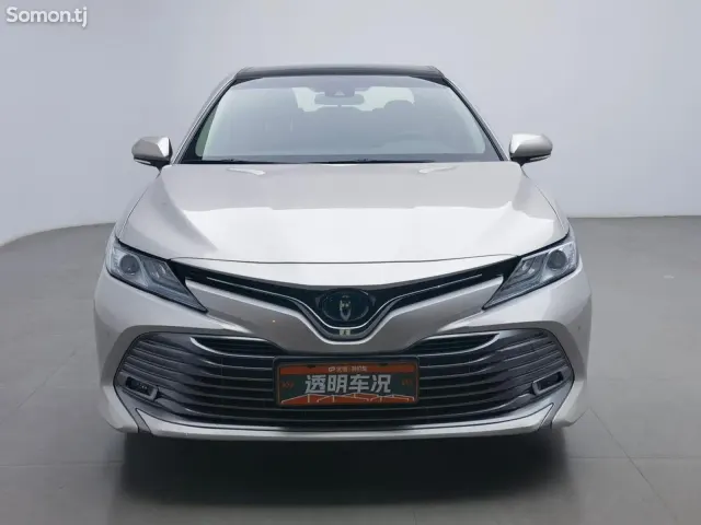 Toyota Camry 2019 · 2.5 AT