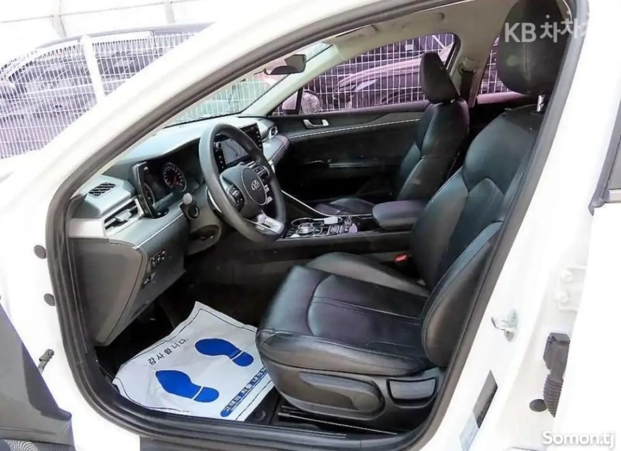 Kia K5 2020 · 2.0 AT