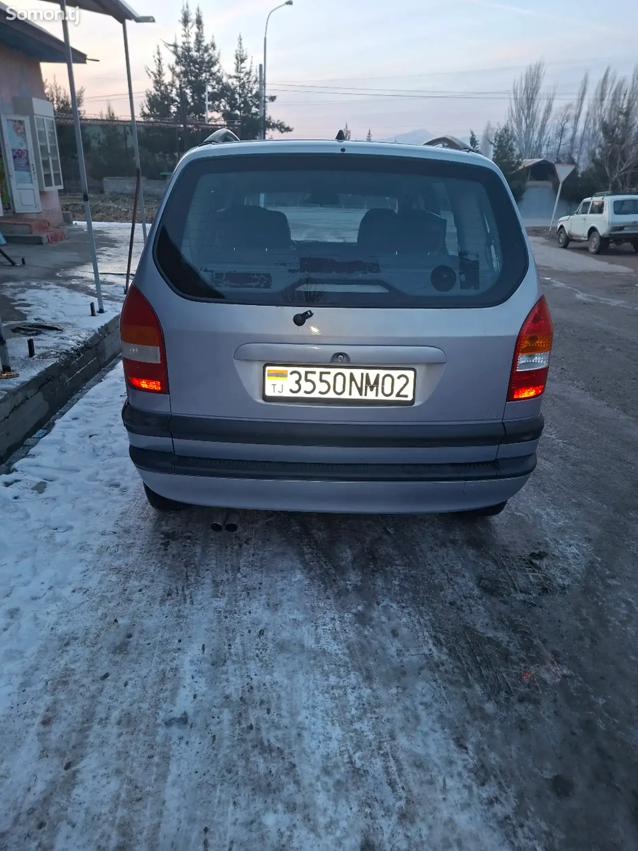 Opel Zafira 2002 · 1.8 MT