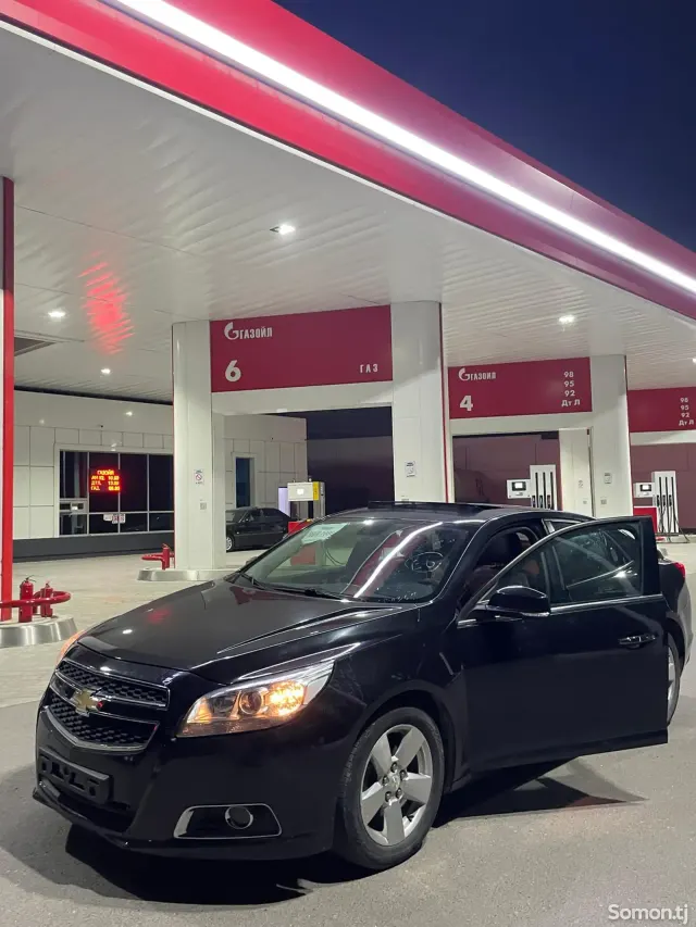 Chevrolet Malibu 2015 · 2.0 AT