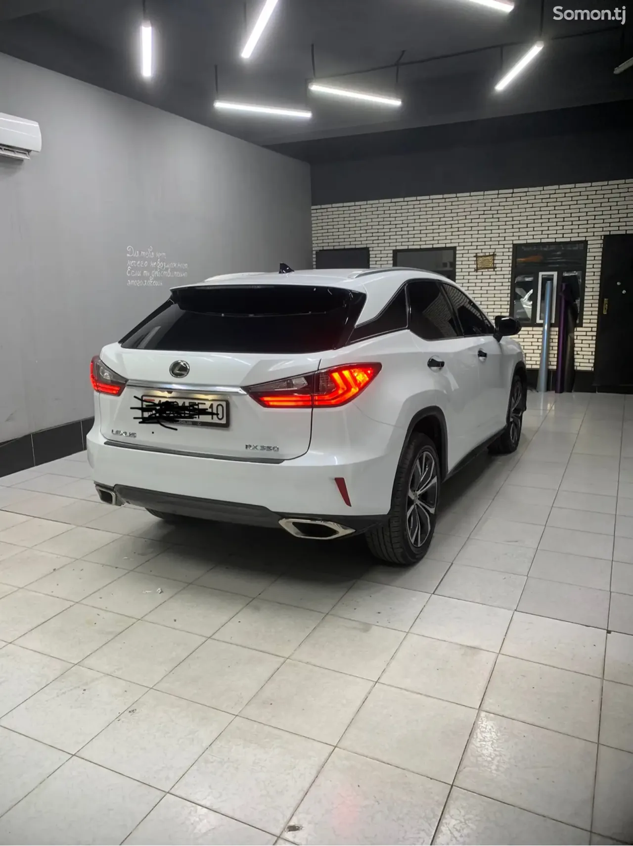 Lexus RX series 2017 · 3.5 AT