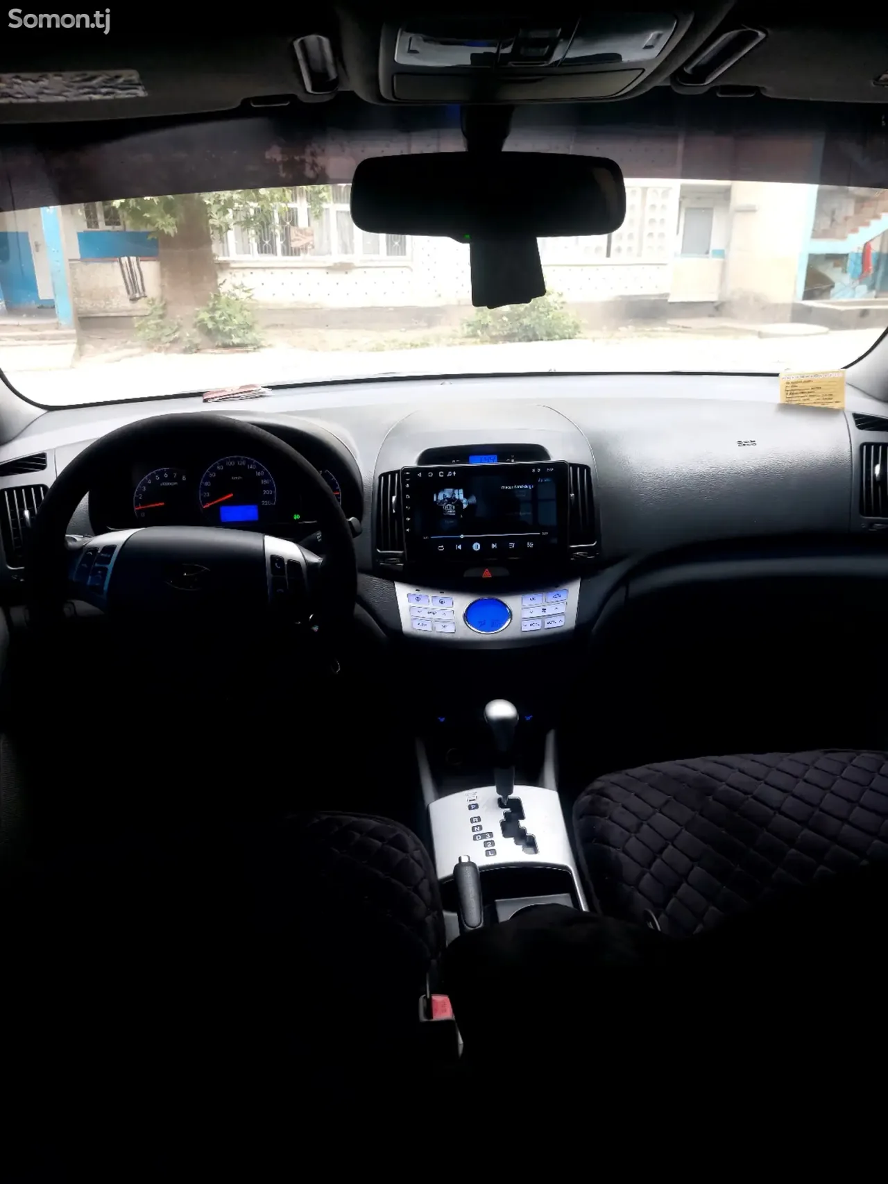 Hyundai Avante 2009 · 1.6 AT