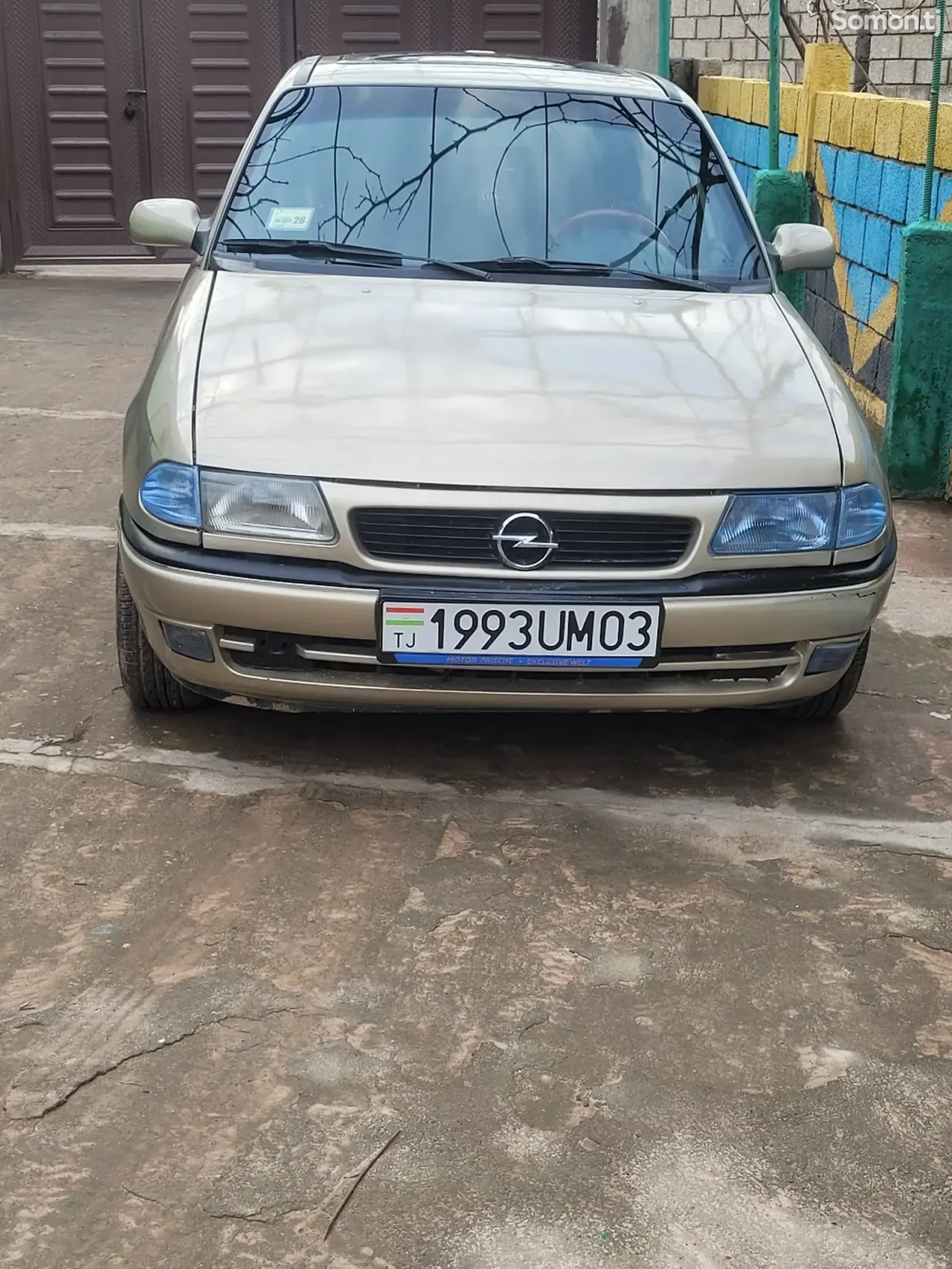 Opel Astra F 1995 · 1.6 MT