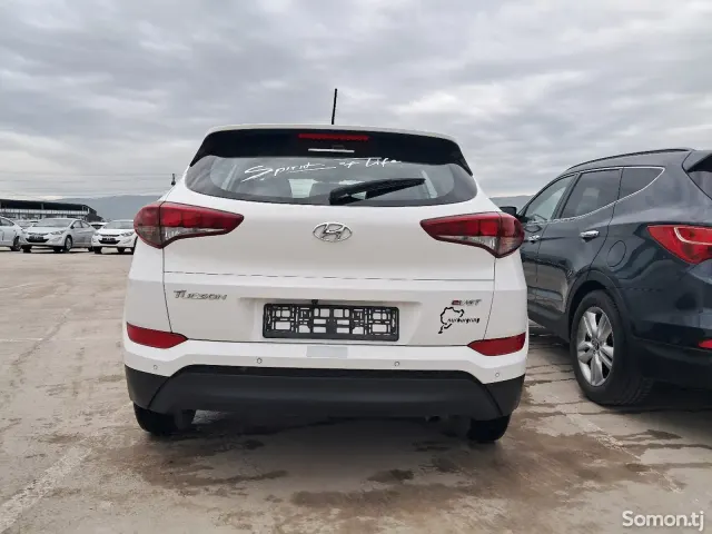 Hyundai Tucson 2015 · 2.0 AT