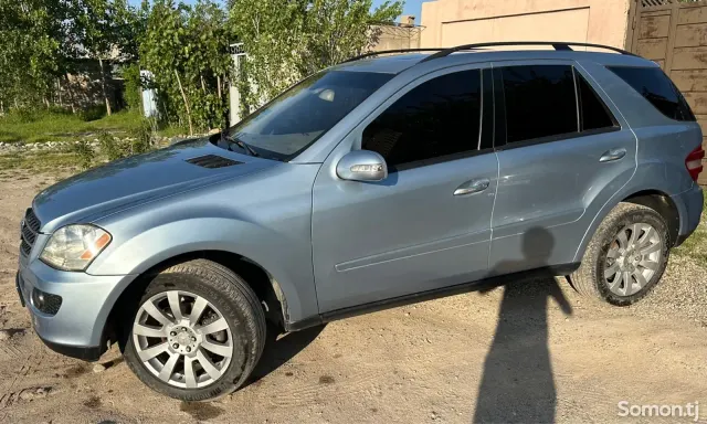 Mercedes-Benz ML class 2006 · 3.5 AT