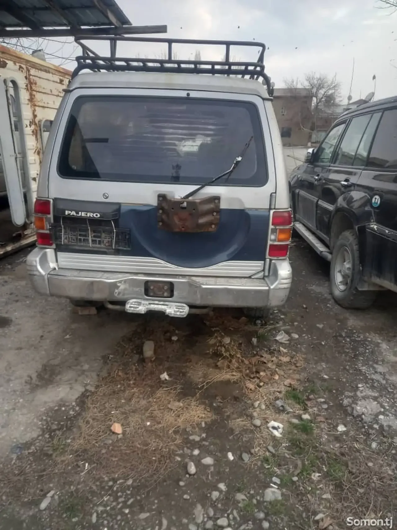 Mitsubishi Pajero 1991 · 2.2 AT