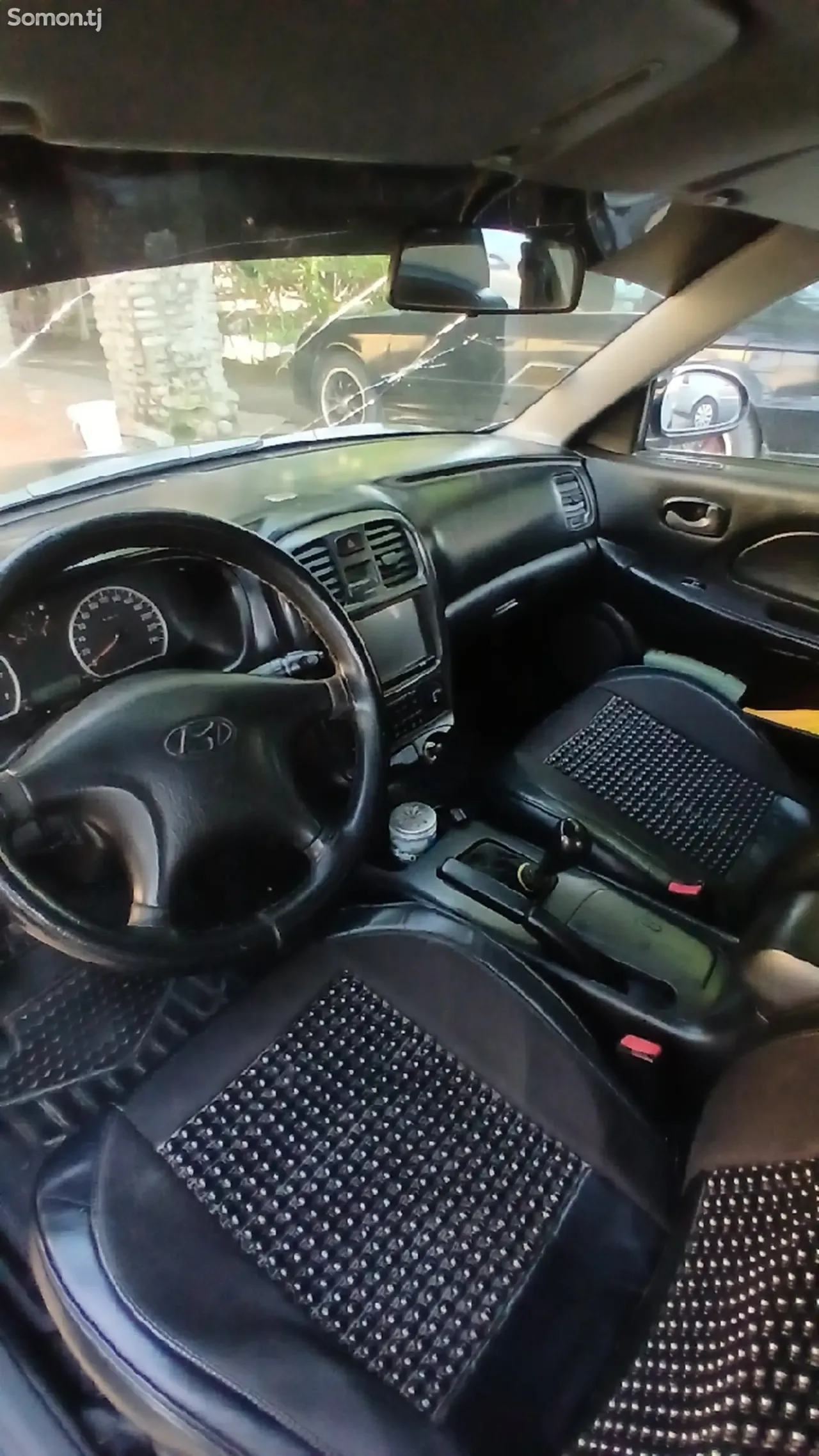Hyundai Avante 2003 · 1.8 MT