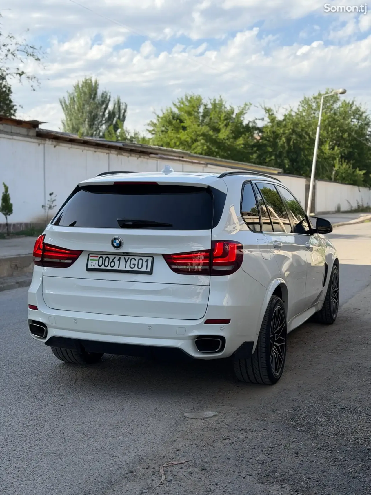 BMW X5 2016 · 3.0 AT