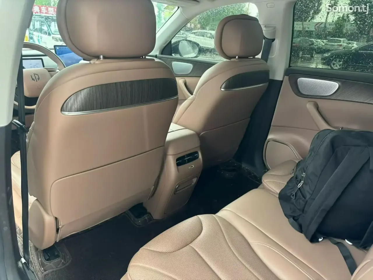 Leapmotor C11 2025 · AT