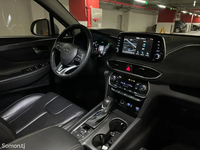 Hyundai Santa Fe 2018 · 2.0 AT