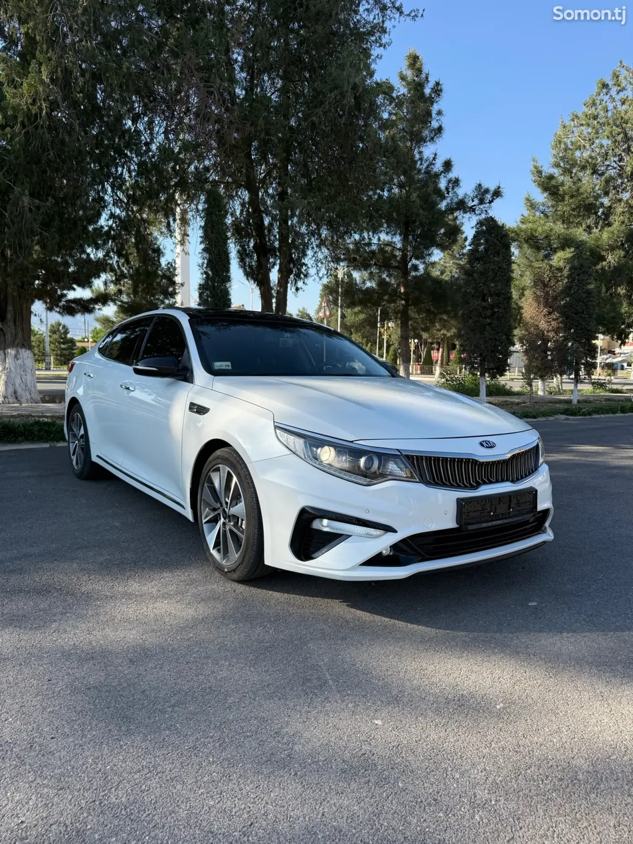 Kia K5 2015 · 2.0 AT