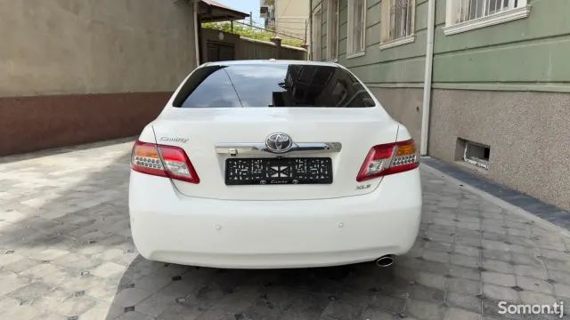Toyota Camry 2011 · 2.5 AT