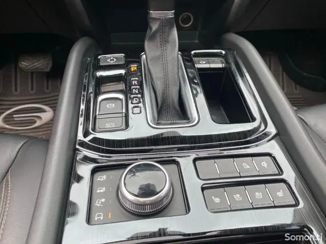 GAC Trumpchi GS8 2018 · 2.0 AT