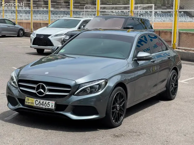 Mercedes-Benz C class 2017 · 2.0 AT
