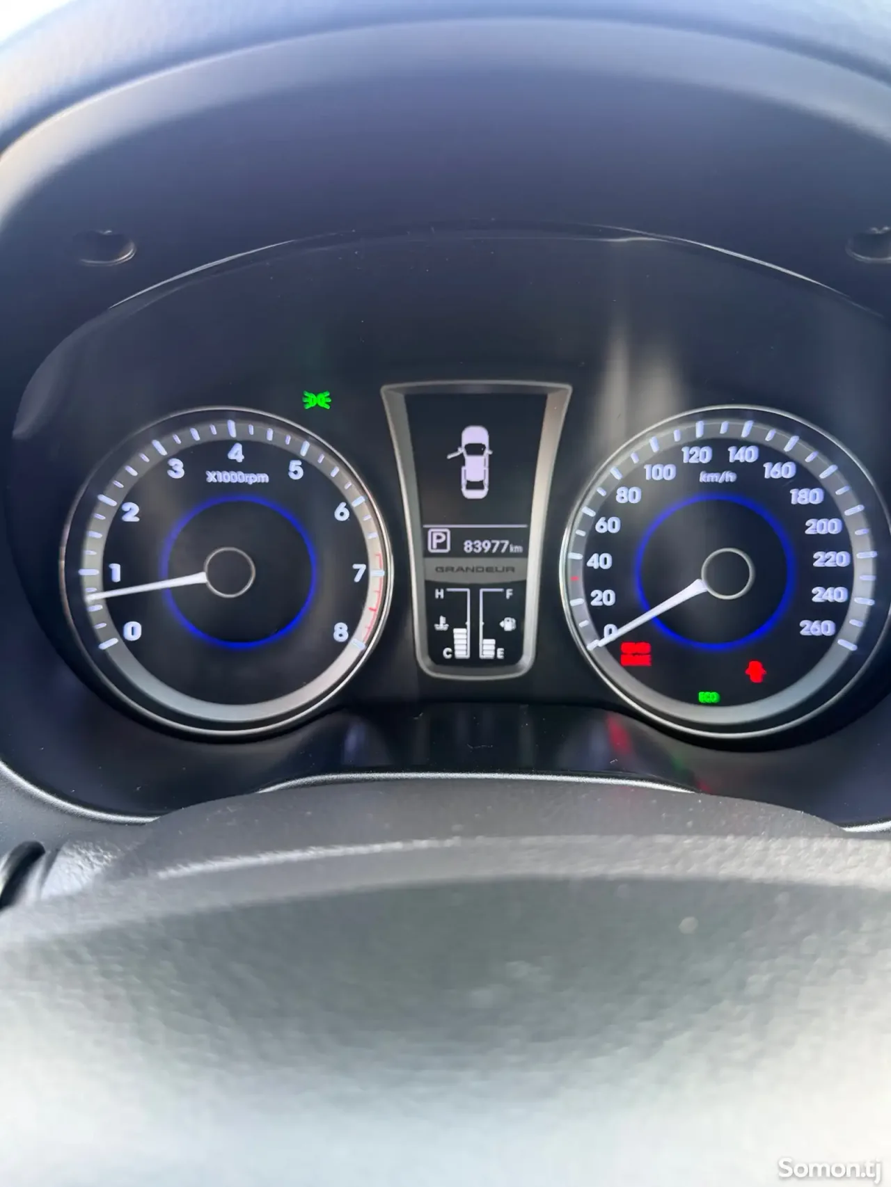 Hyundai Grandeur 2012 · 2.4 AT