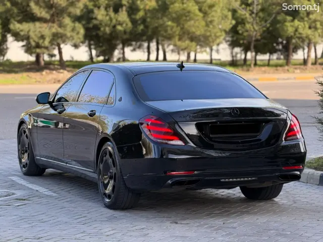 Mercedes-Benz S class 2019 · 5.6 AT