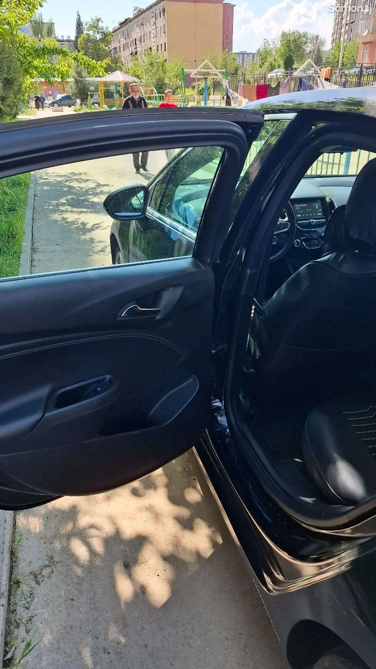 Chevrolet Cruze 2017 · 1.4 AT