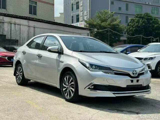 Toyota Corolla 2017 · 1.8 AT