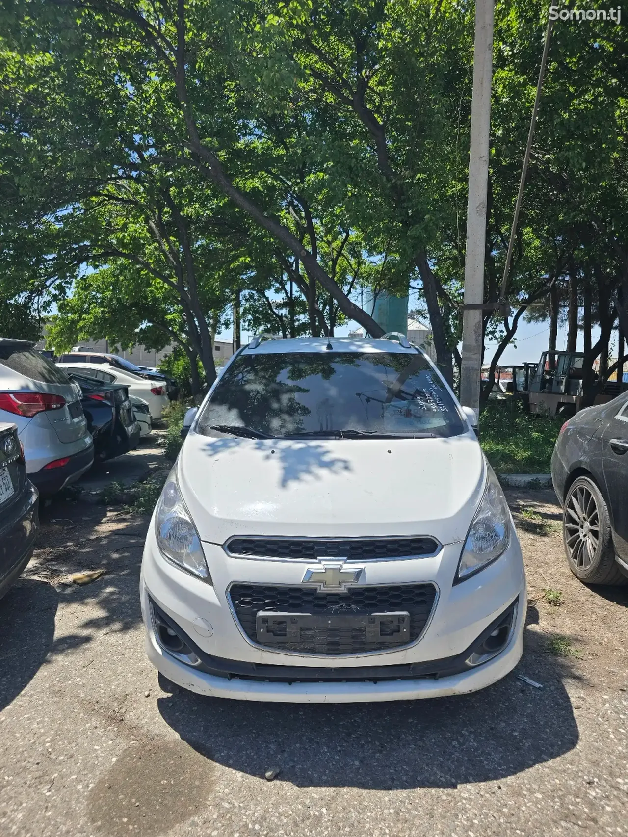 Chevrolet Spark 2014 · 1.0 AT