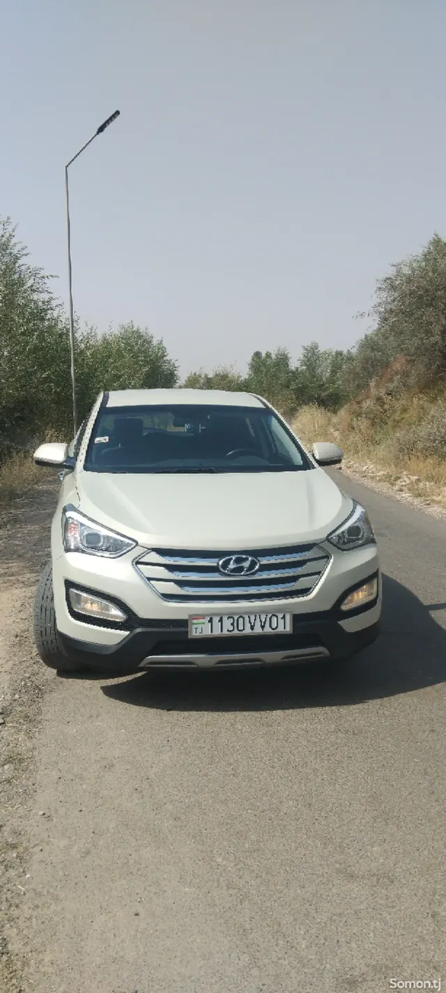 Hyundai Santa Fe 2015 · 2.0 AT