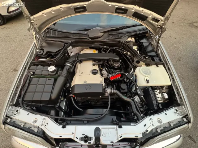 Mercedes-Benz C class 2000 · 1.8 MT