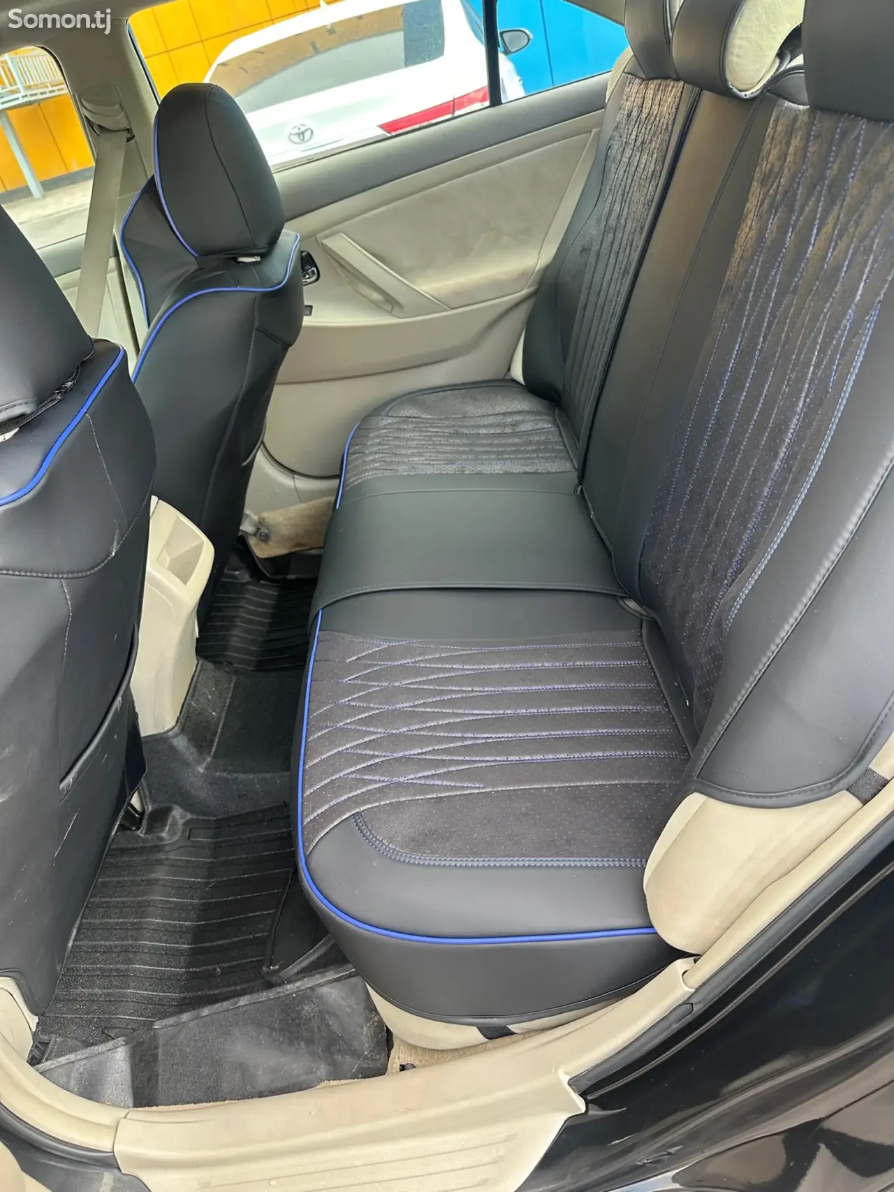 Toyota Camry 2009 · 2.4 AT