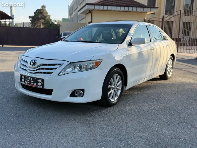 Toyota Camry 2011 · 3.5 AT