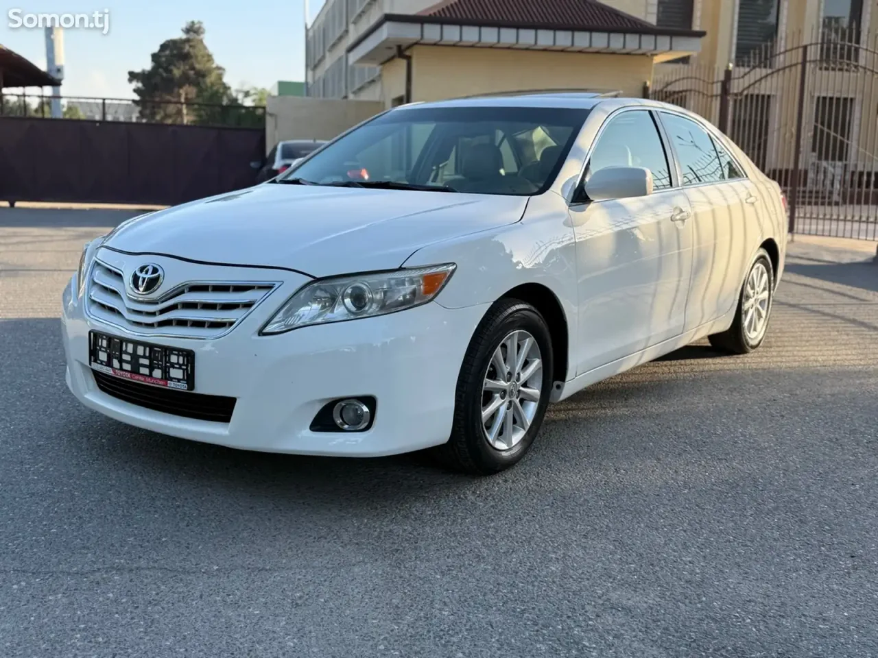 Toyota Camry 2011 · 3.5 AT