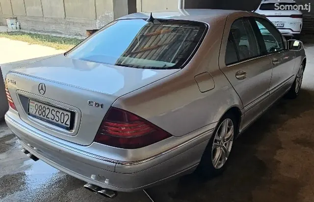 Mercedes-Benz S class 2002 · 3.2 AT