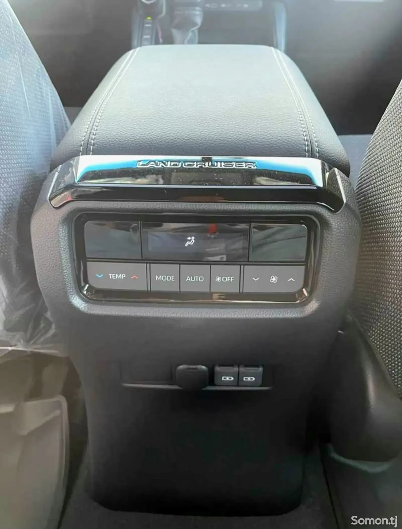 Toyota Land Cruiser Prado 2026 · 2.4 AT