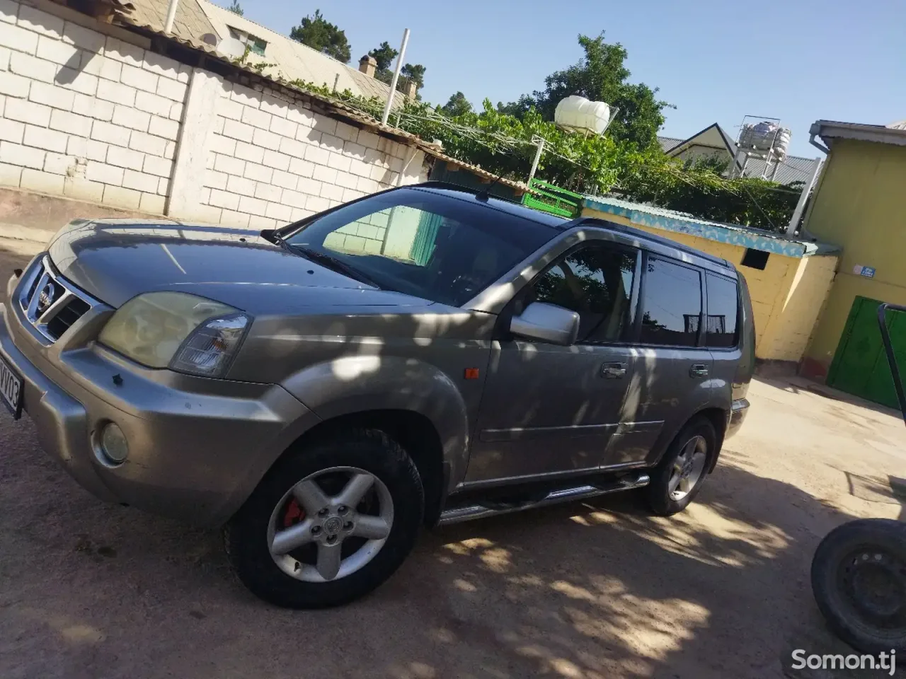 Nissan X-Trail 2004 · 2.5 AT