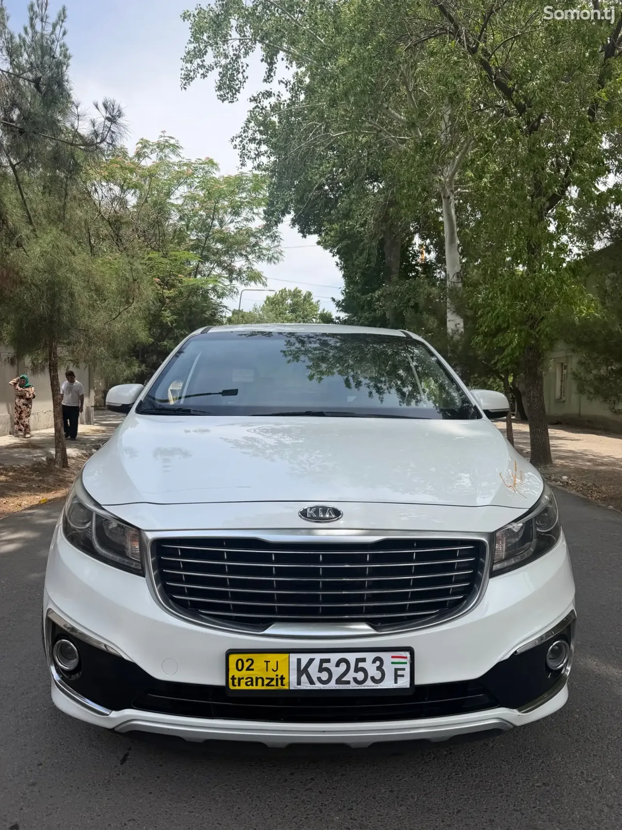 Kia Carnival 2014 · 2.2 AT