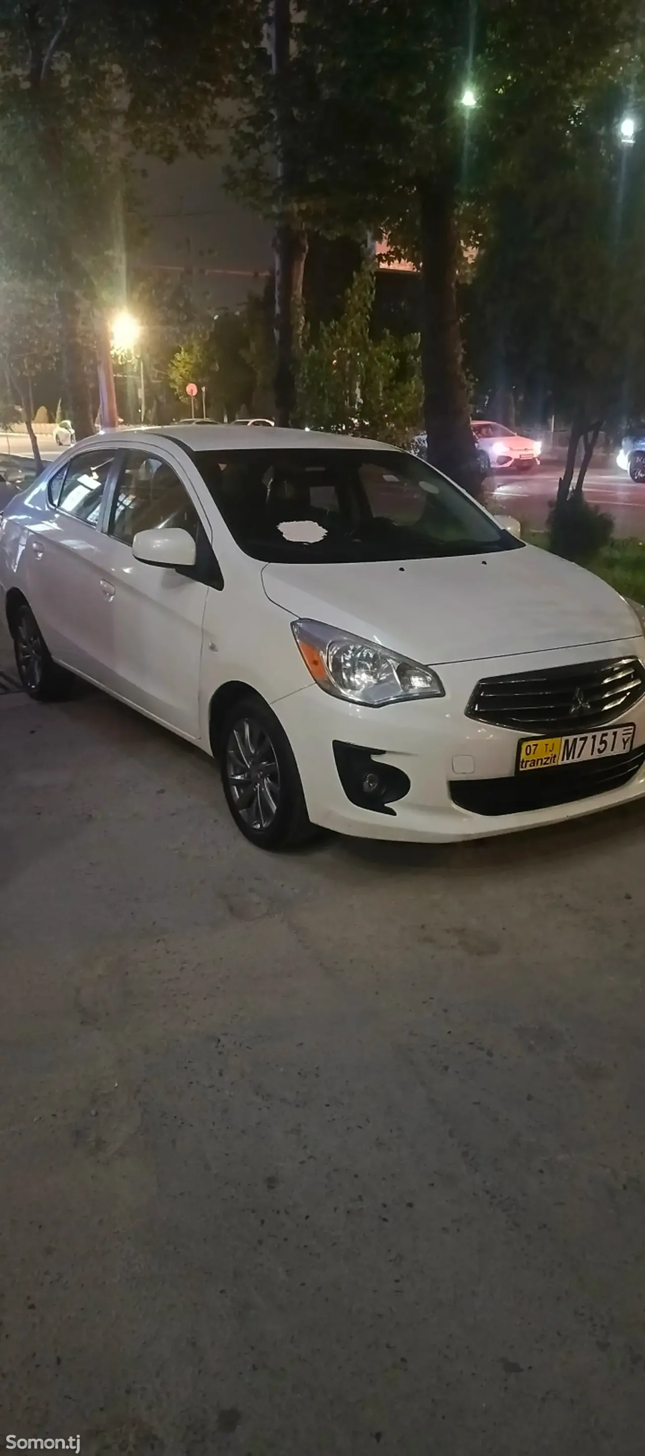 Mitsubishi Mirage 2017 · 1.2 AT