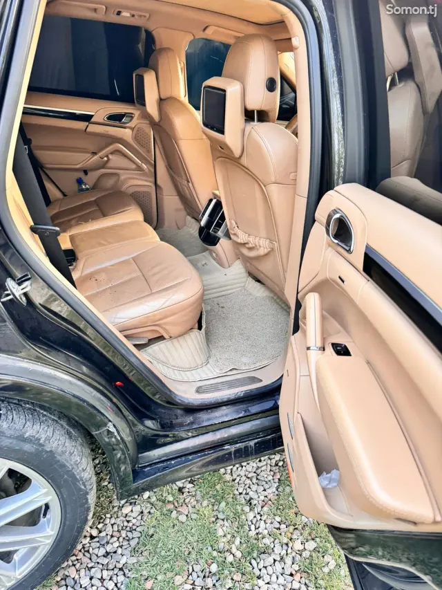 Porsche Cayenne 2014 · 3.0 AT