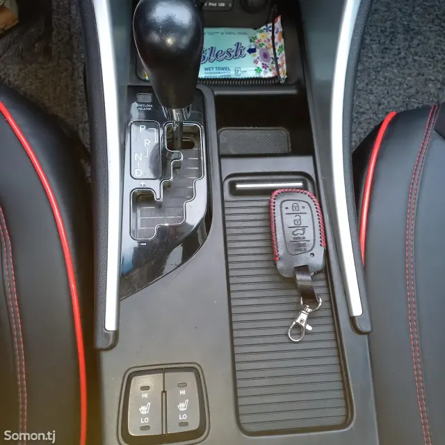 Hyundai Sonata 2010 · 2.0 AT