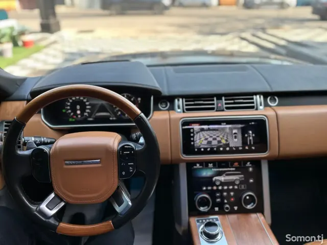 Land Rover Vogue 2019 · 4.4 AT