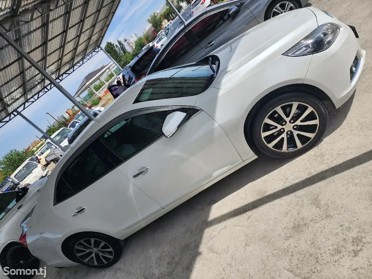Chevrolet Malibu 2015 · 2.0 AT