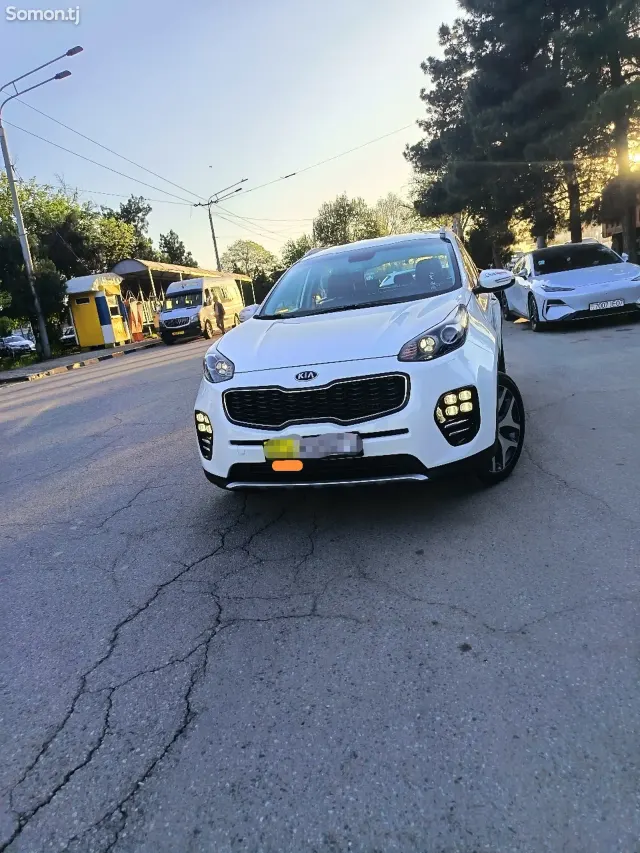 Kia Sportage 2016 · 2.0 AT