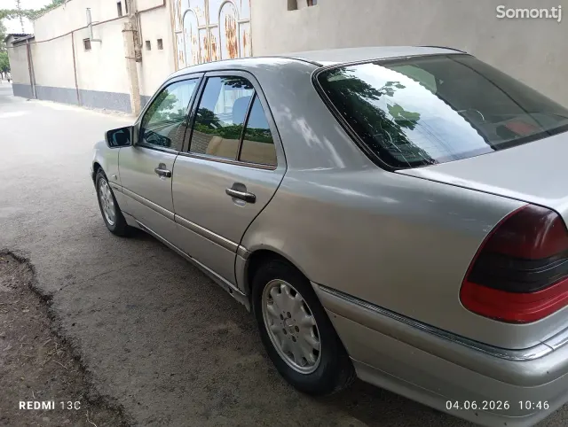 Mercedes-Benz C class 2000 · 1.8 AT