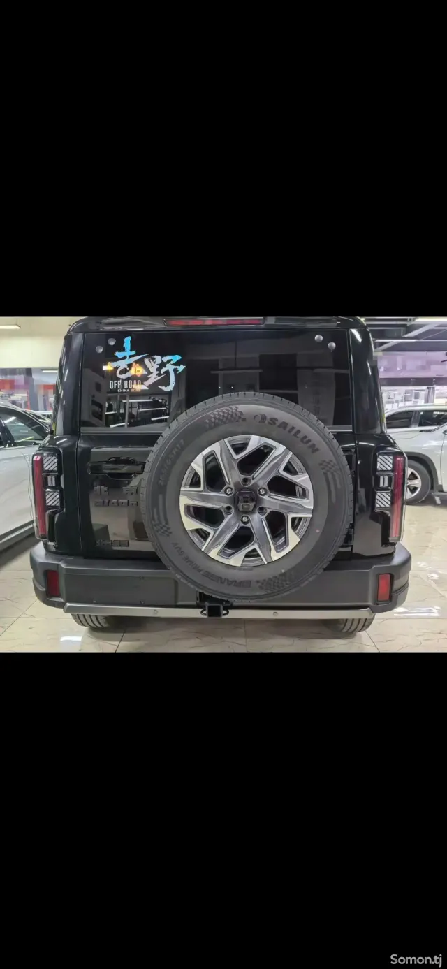 BAIC BJ60 2025 · AT