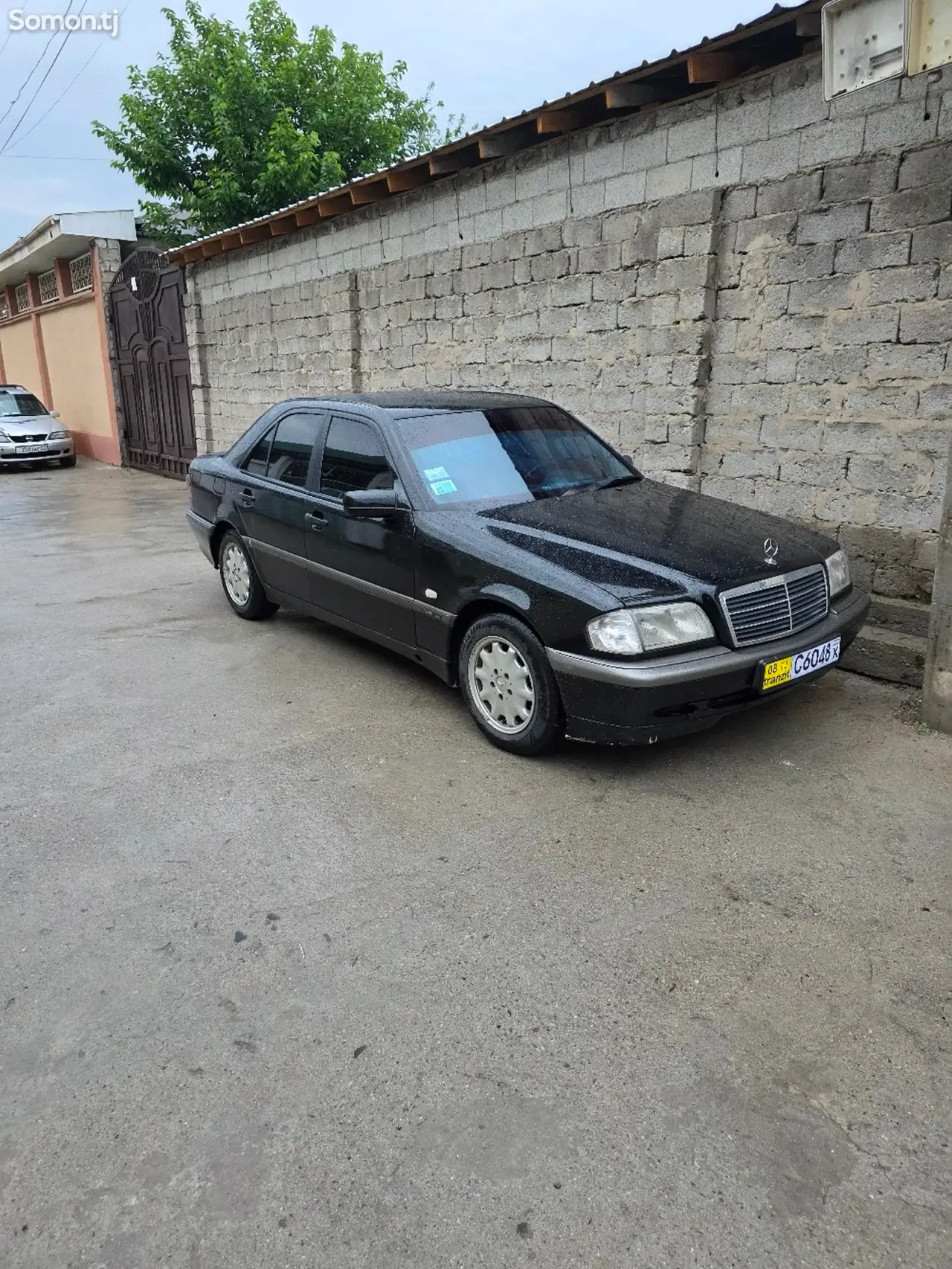 Mercedes-Benz C class 2000 · 2.0 AT