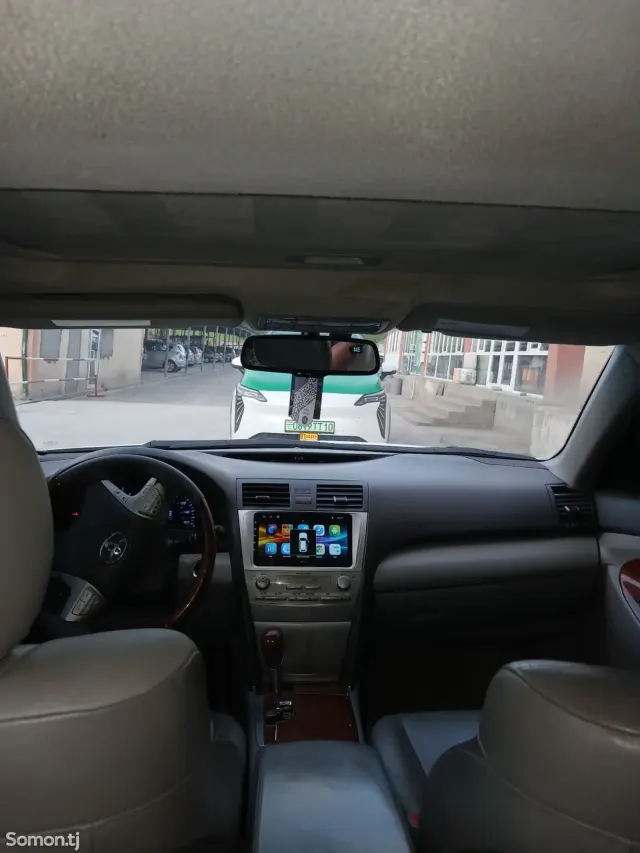 Toyota Camry 2011 · 3.5 AT