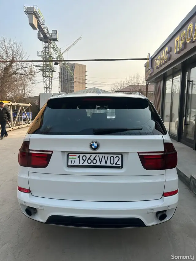 BMW X5 M 2011 · 3.0 AT