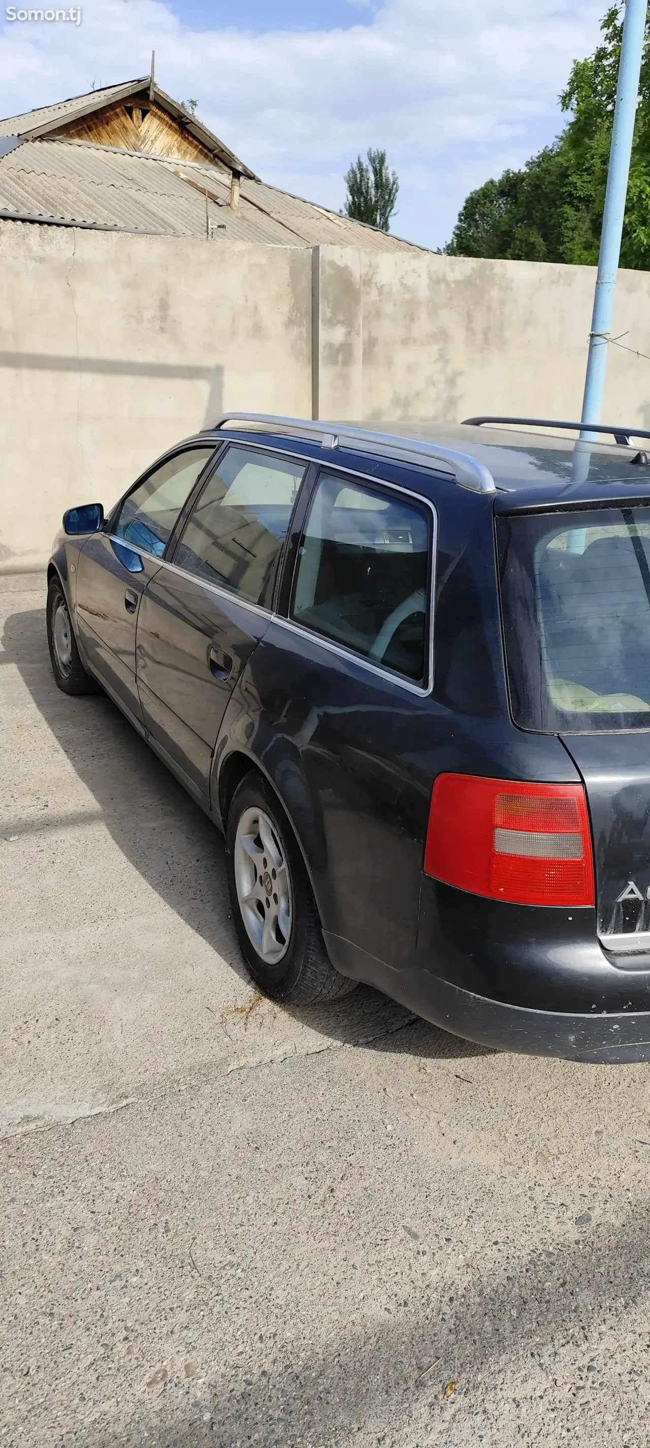 Audi A6 2000 · 2.8 MT